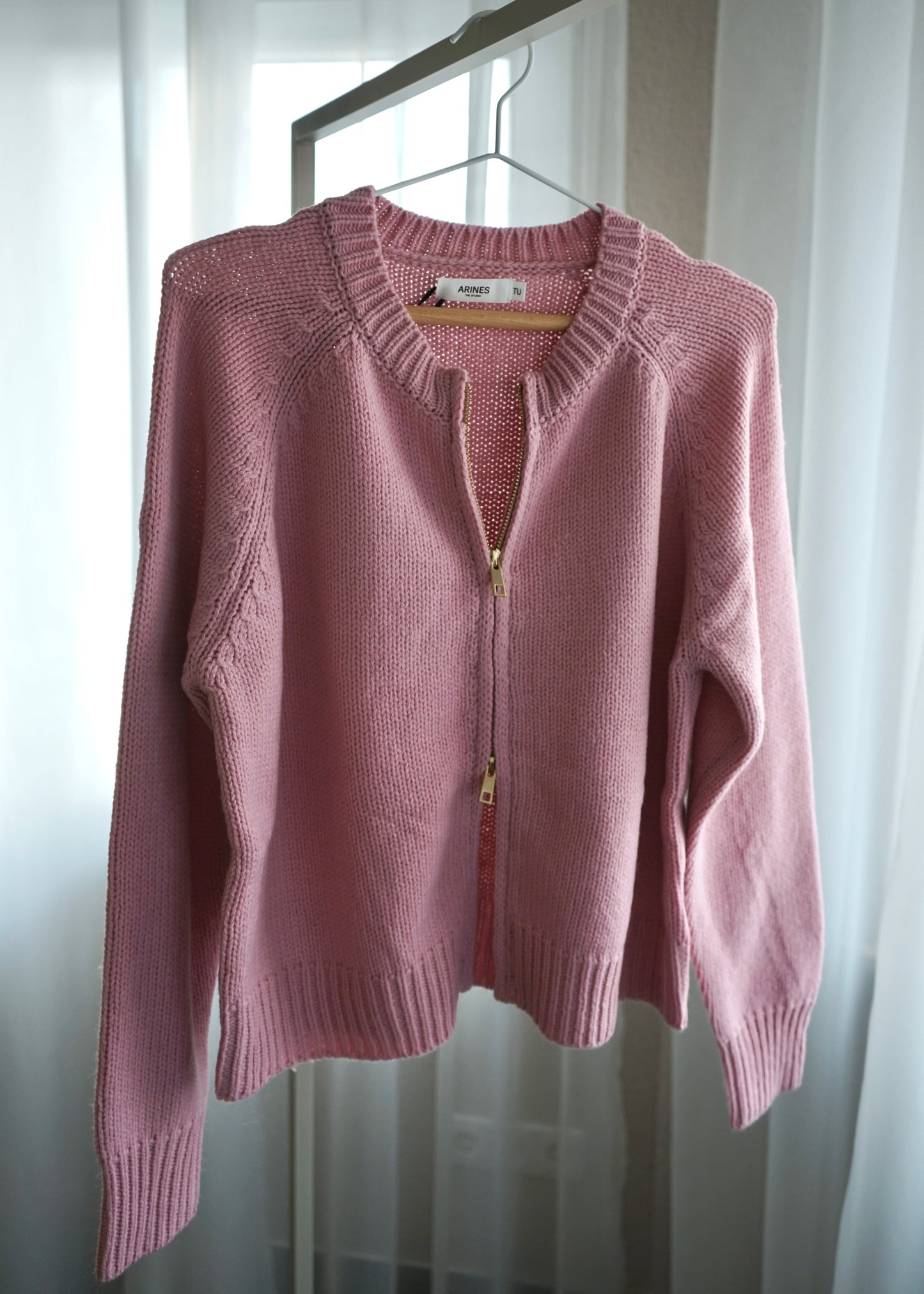 Golden Zip Cardigan - Rosé